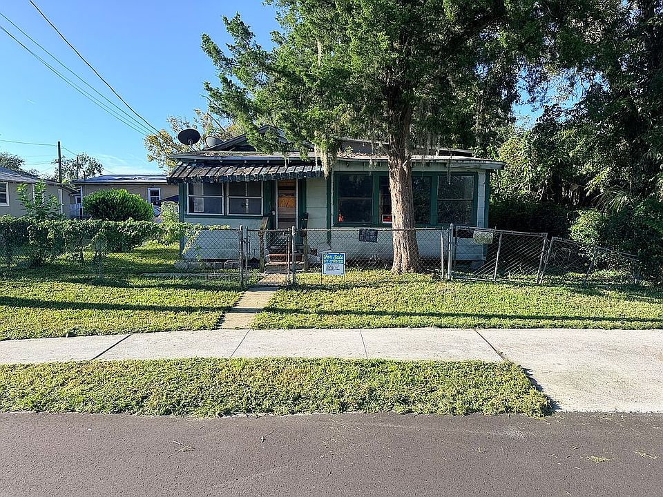 1st image of 1828 W 3rd St