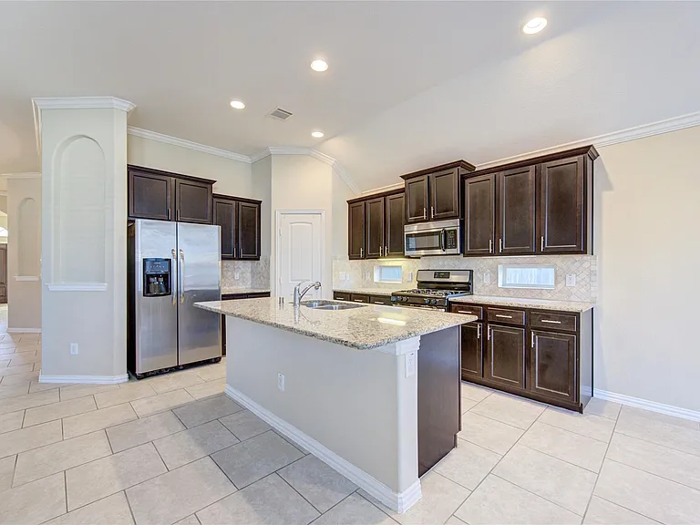 6519 Point Hollow Ln — Photo 30