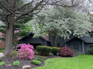 53 Hunters Pointe, Pittsford, NY 14534