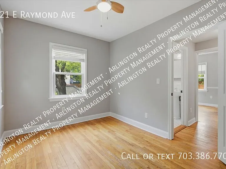 121 E Raymond Ave — Photo 16