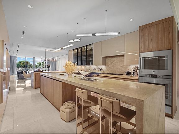 3rd image of 725 S Ocean Boulevard #206