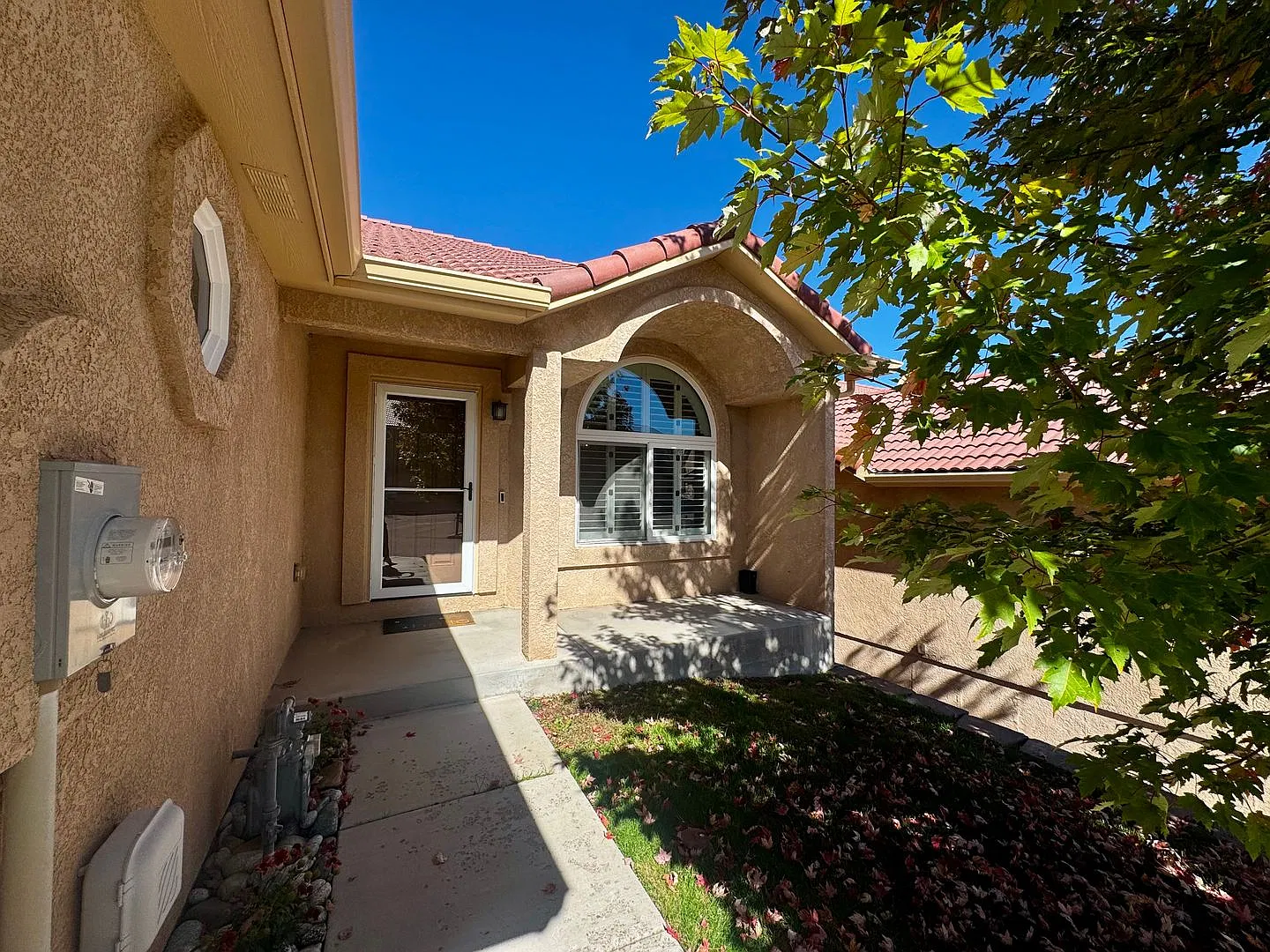 Gated Luxury Townhome in Northeast Colorado Springs — Photo 4