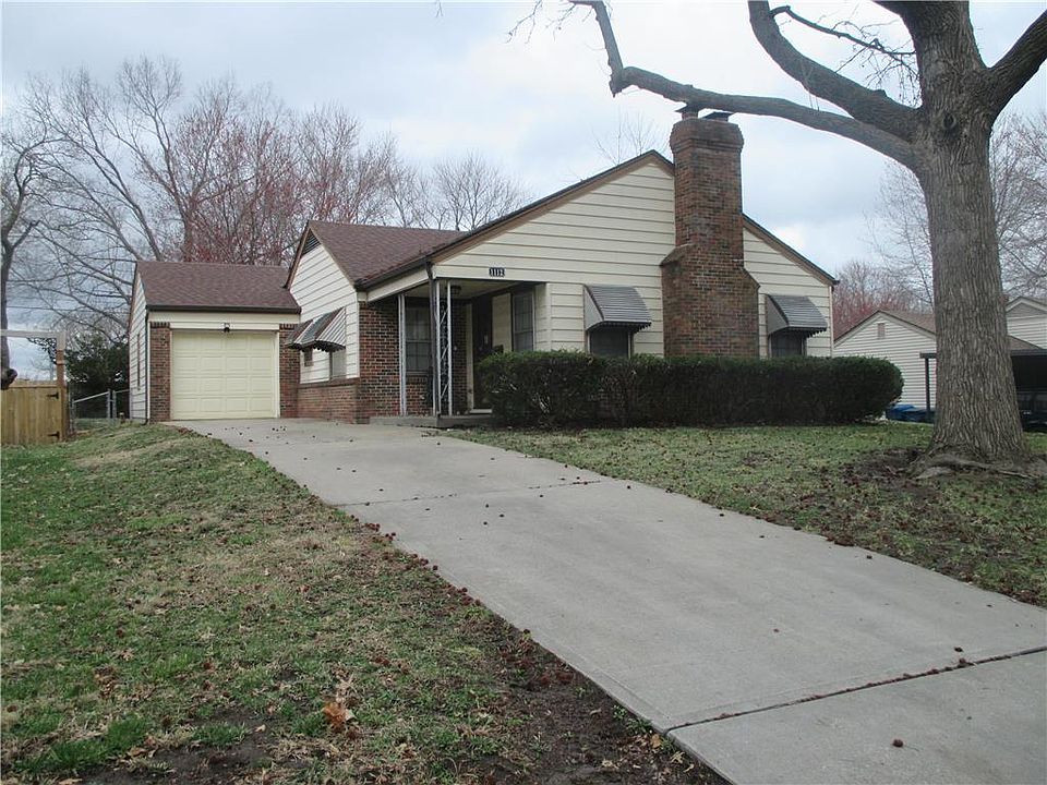 1st image of 1112 W 25th Ter S