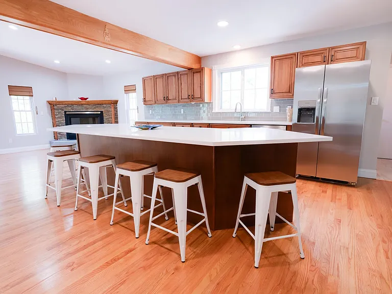 327 Royal Village Dr — Photo 25