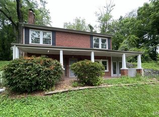 2979 Petticoat Junction Ln, Glen Carbon, IL 62034