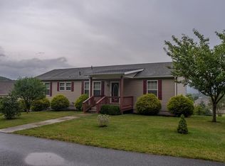275 Vista View Ln, East Freedom, PA 16637