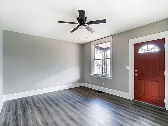 4th image of 1227 Beech Ave