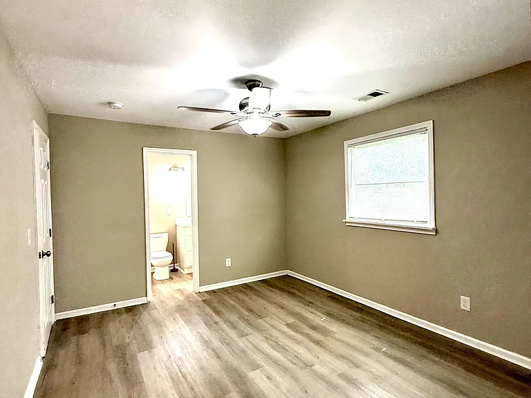 2618 Mashburn Rd — Photo 17