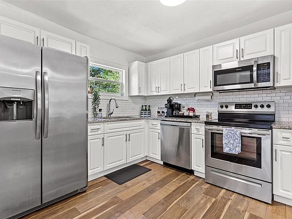 3rd image of 6806 N 17th St