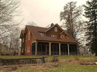 2610 Cass St, La Crosse, WI 54601