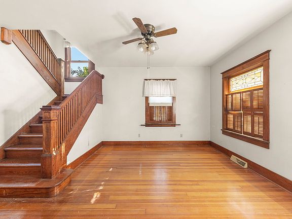 3rd image of 12905 Cathy Ln