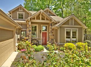 14 Spring Ridge Ln, Hendersonville, NC 28739