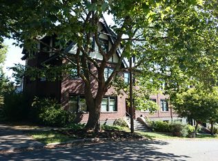 1810 E Republican St APT 11, Seattle, WA 98112