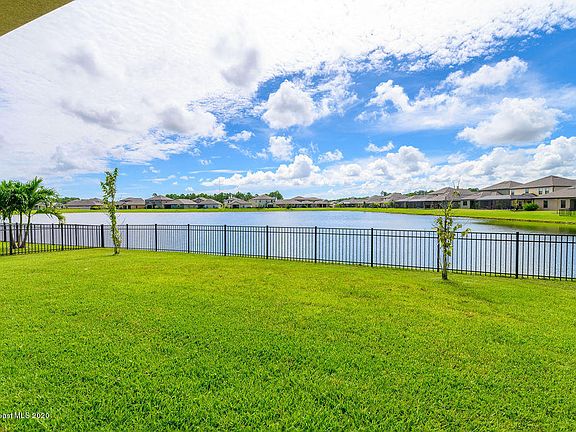 3rd image of 1354 Musgrass Cir