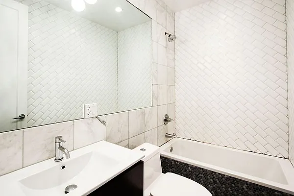 Rented by Bold New York | media 19