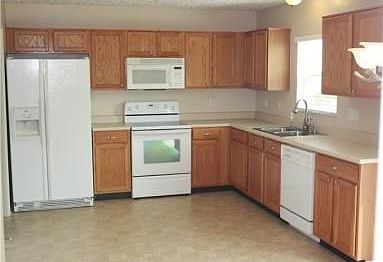 3rd image of 9015 Maren Ct