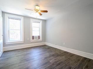 727 W 16th St #1, Chicago, IL 60616