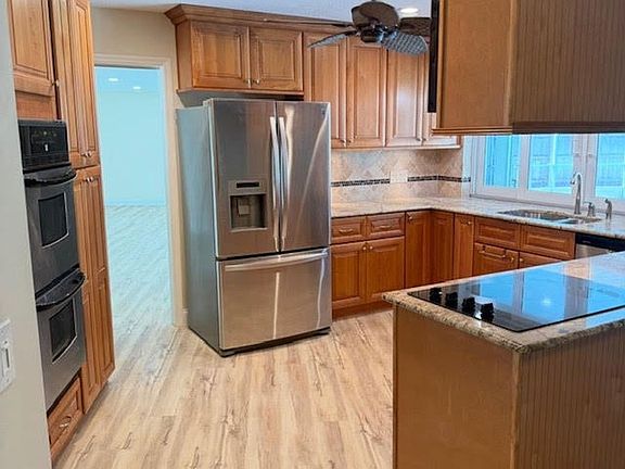 5th image of 4073 Lakespur Cir S