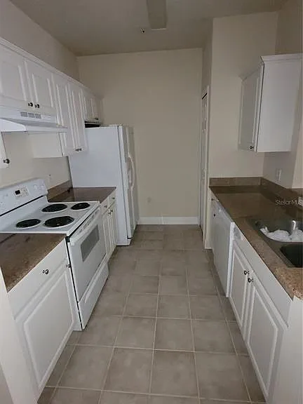 430 Southern Pecan Cir #203 — Photo 6