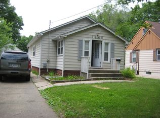 1448 55th St, Des Moines, IA 50311