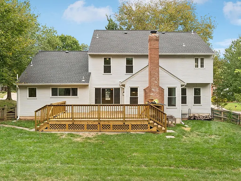 1291 Mason Mill Ct — Photo 40