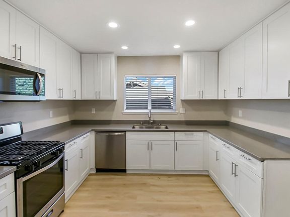4th image of 709 L St