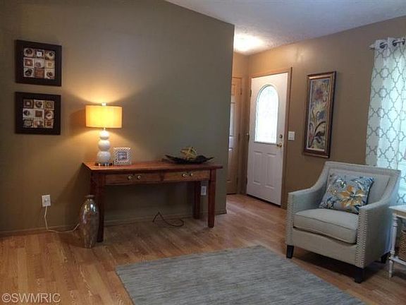 2nd image of 224 Beckwith Dr