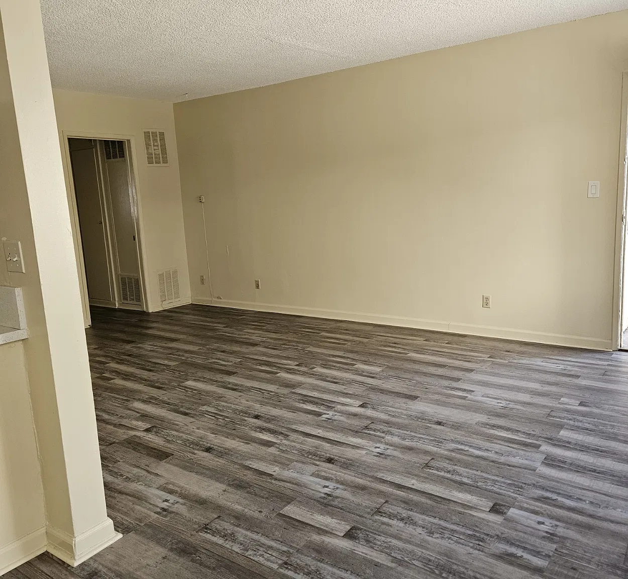 1 bed, 600 sqft, $1,750 — Photo 4