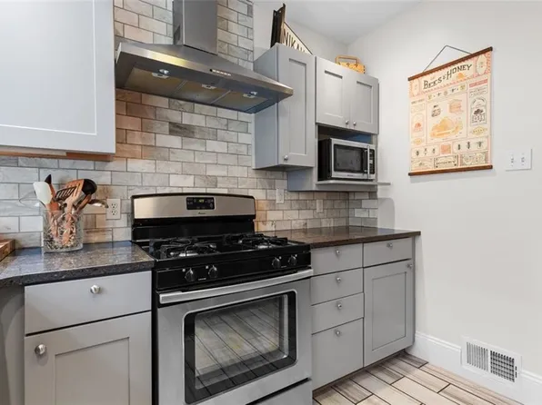 4010 Howley St, Pittsburgh, PA 15224