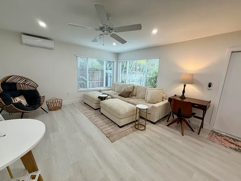 1279 Beach Rd #3 — Photo 6