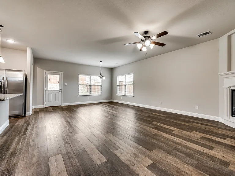 1523 Charismatic Ct — Photo 6