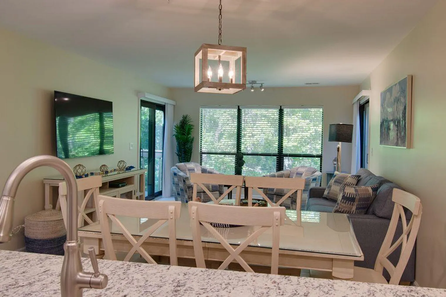 2 bed, 3.0 bath, 1248 sqft, $5,835 — Photo 3