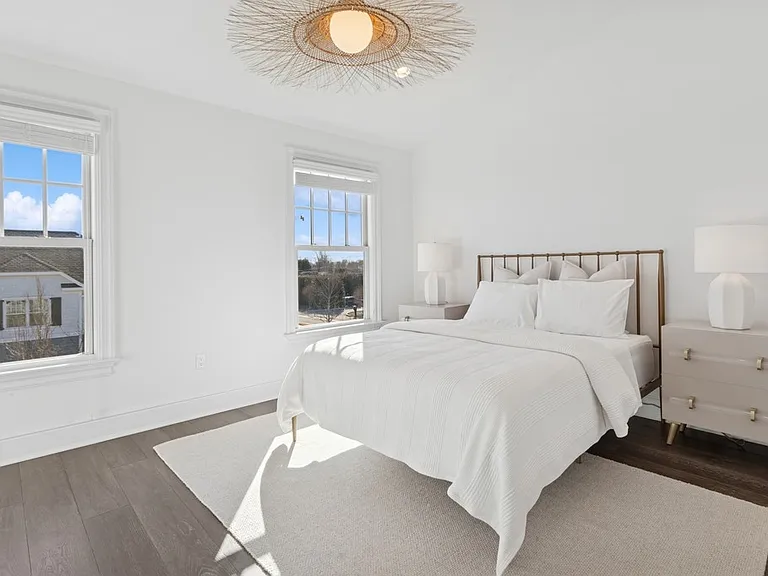 3 Village Green Dr — Photo 9