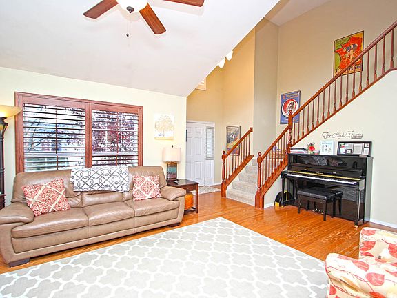 5th image of 4422 Worthington Place Dr