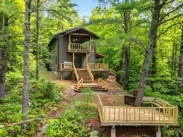 2128 Old Hastings Rd, Wollaston, ON K0L 1P0
