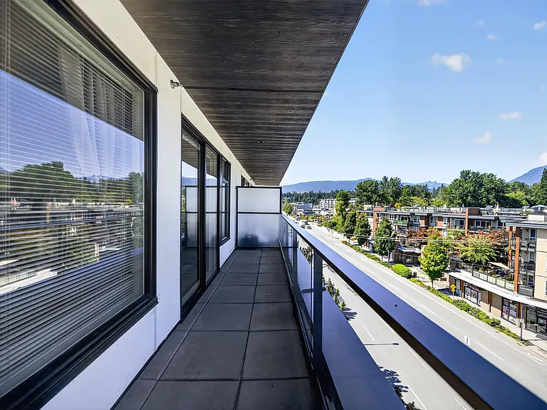 725 Marine Dr #50 — Photo 8