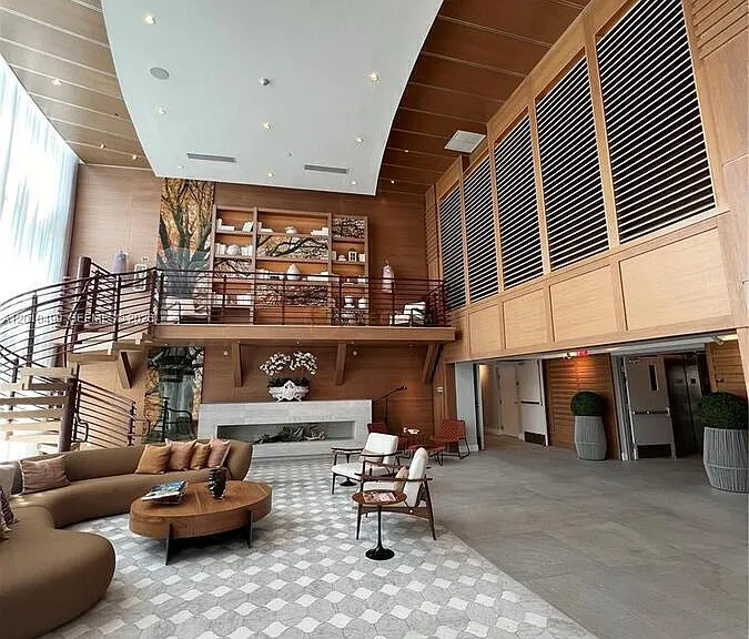 6700 Indian Creek Dr #701 — Photo 16