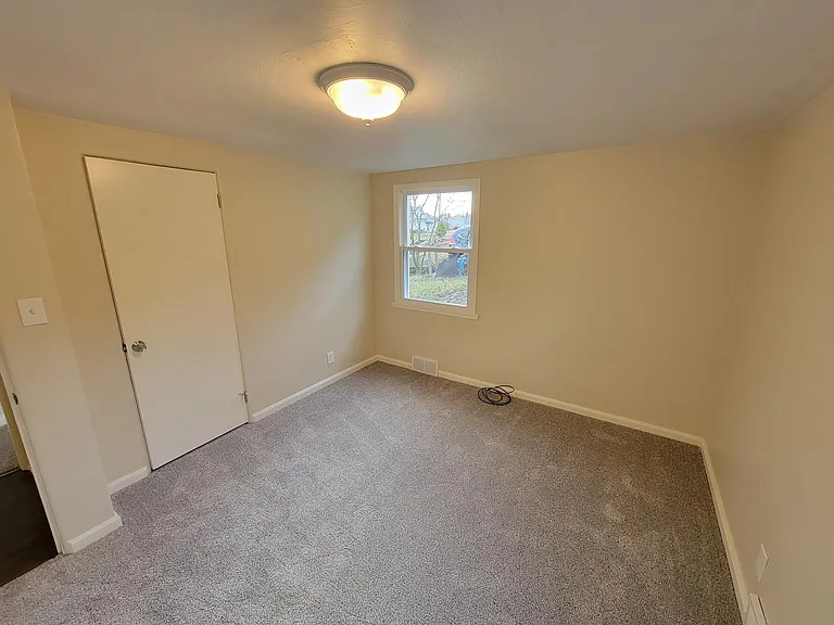 10761 Old Trail Rd — Photo 13