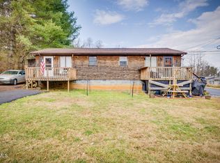 136 Sneed Hill Rd, Elizabethton, TN 37643