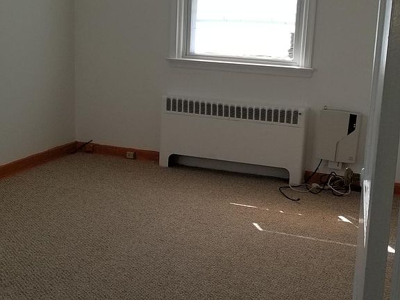 3rd image of 1028 Longshore Ave #2