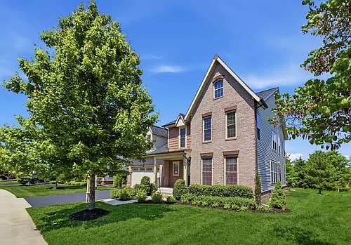 42426 Myan Gold Dr Photo 1