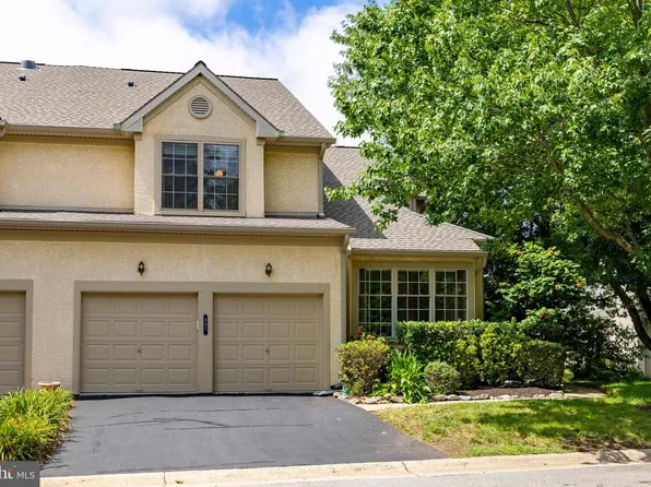 481 Red Oak Dr #48-1, Elkins Park, PA 19027