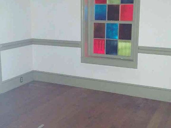 4th image of 606 Central Ave