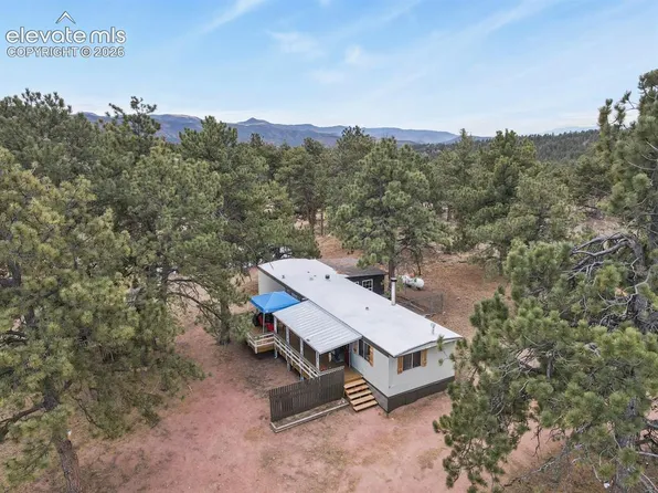 957 Arapahoe Dr, Florissant, CO 80816