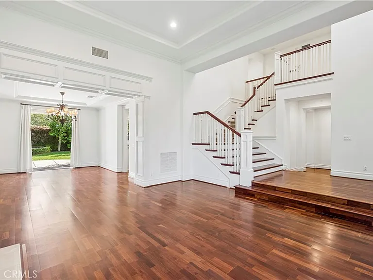 15 Jupiter Hills Dr — Photo 4