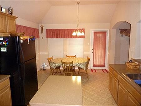 5th image of 541 Branchwood Dr
