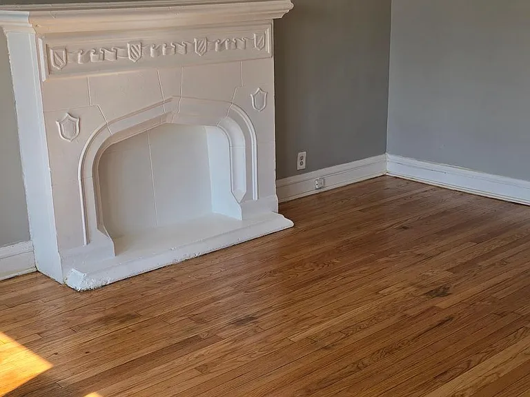7919 S Winchester Ave #3 — Photo 3