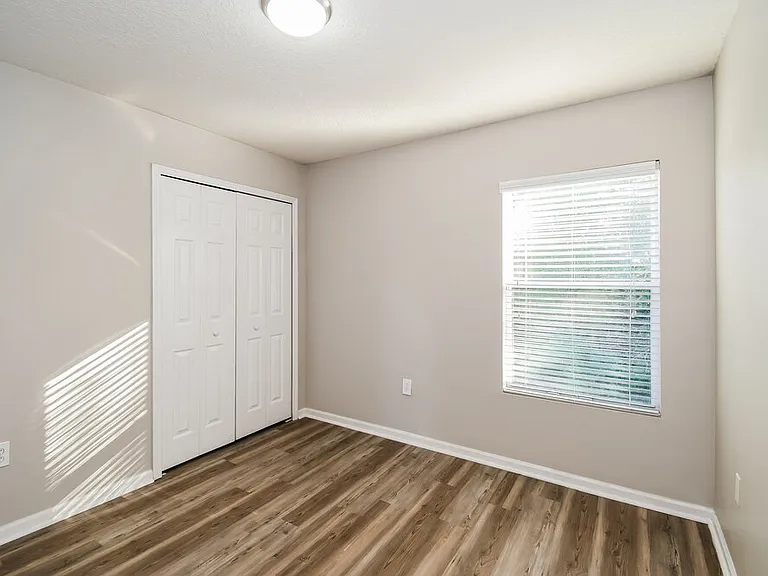 801 Crystal Spring Way St — Photo 15