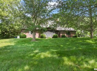 2238 Huff Rd, New Berlin, IL 62670