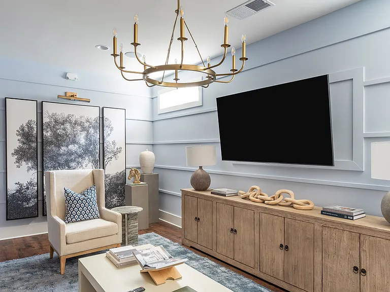 Luxe and Legends at Morganton Park Apartment Homes — Photo 8